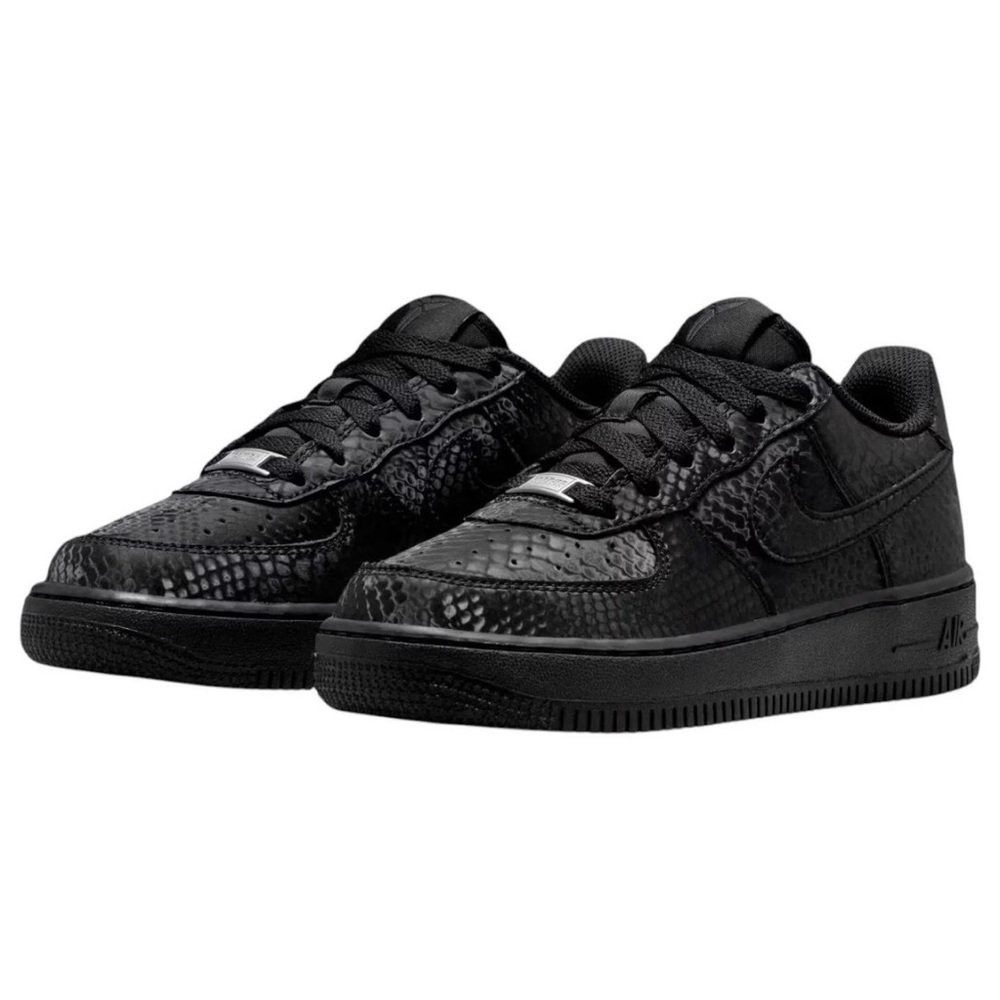 New Authentic Men's Nike Air Force 1
Low Kobe Bryant Forever Black limited ed